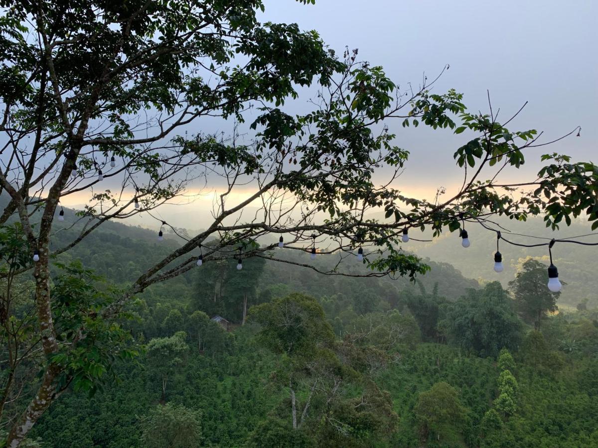 Chan May Homestay Mang Den Kon Von Kla 外观 照片